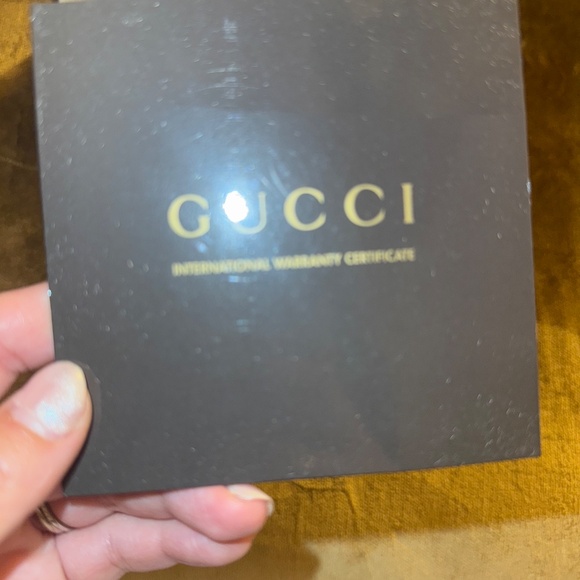 Gucci Swiss Dive Red Rubber Strap Watch - Picture 5 of 10